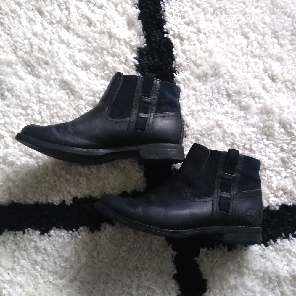 Timberland Leather Booties Size 6.5